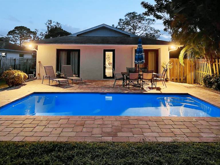 House North Naples