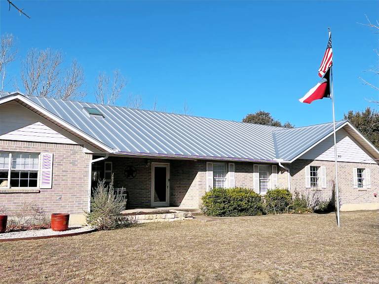 House  Johnson City