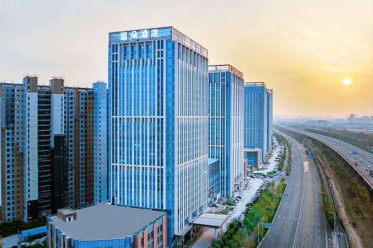 Atour Hotel Jinan Huashan Huanyu City