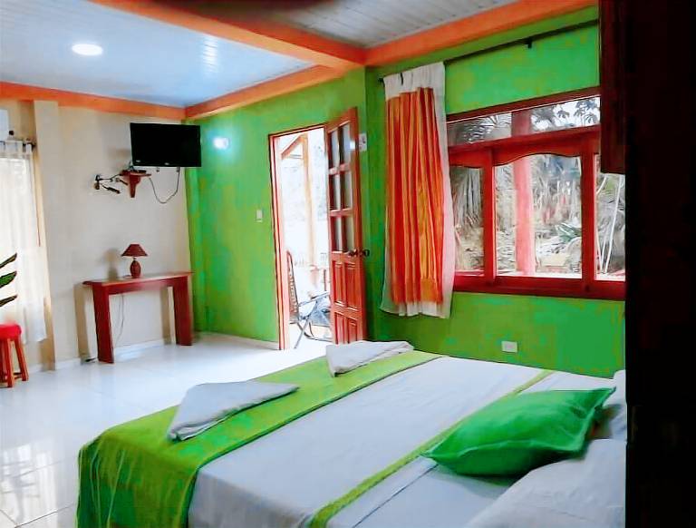 Cabin Leticia