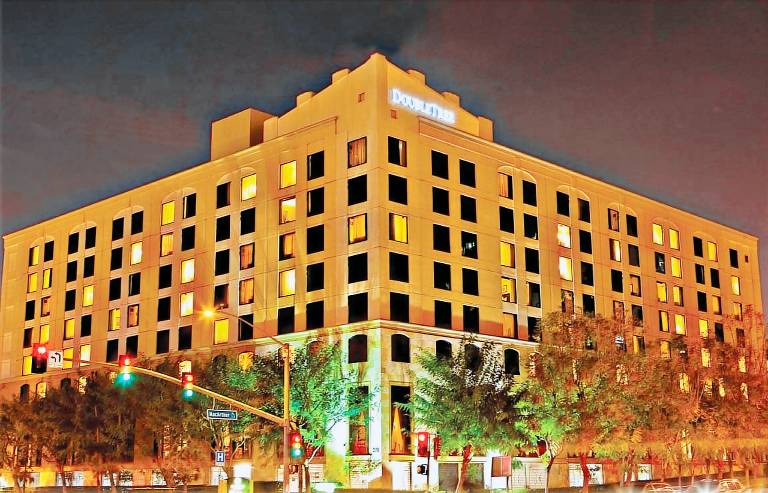 Hotel Zessa Orange County Airport, a DoubleTree by Hilton in Orange, CA
