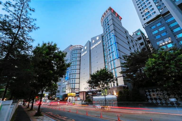 Symphony Hotel