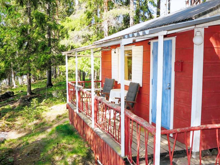 House with barbeque, terrace & garden | Lake view — photo 2