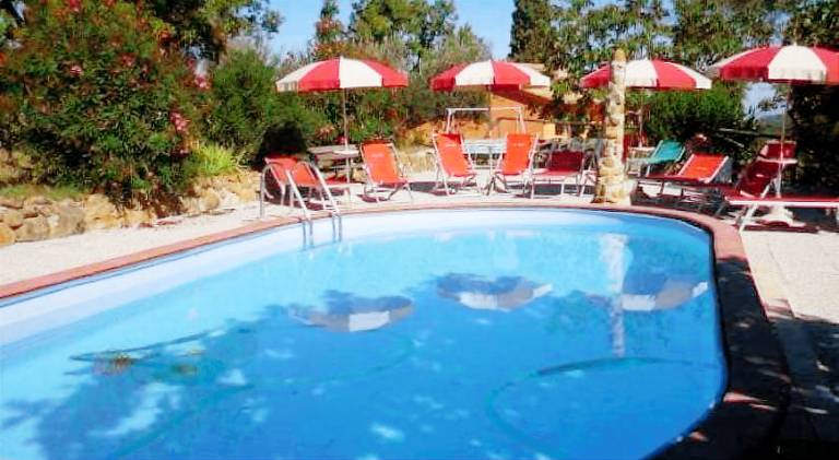 Villa with pool — photo 5