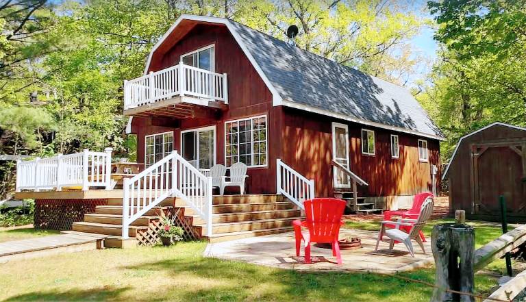 Cottage  Silver Lake