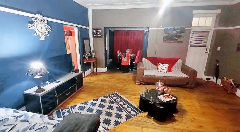 Villa with 2 rooms for 6 persons in Oudtshoorn