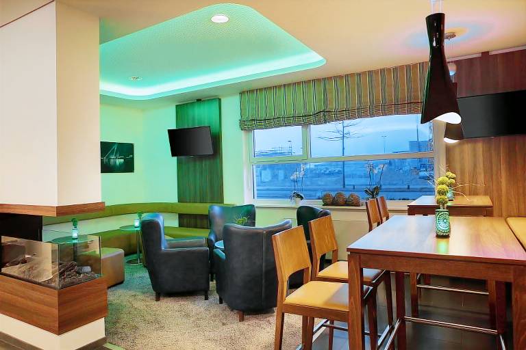 Holiday Inn Express Bremen Airport By IHG — photo 4