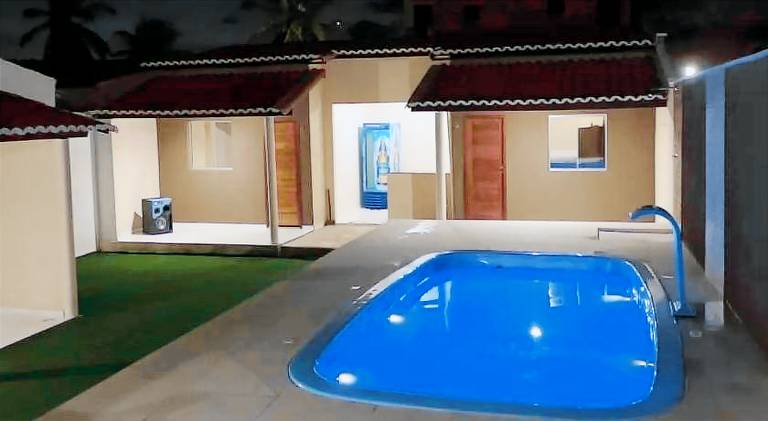 Chalet with pool — photo 5