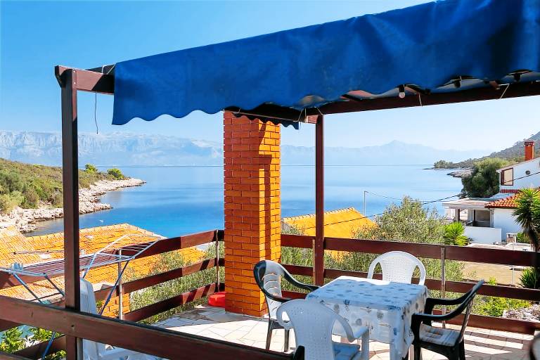 Three bedroom house near beach Cove Zarace (Gdinj), Hvar (K-2048) in Jelsa