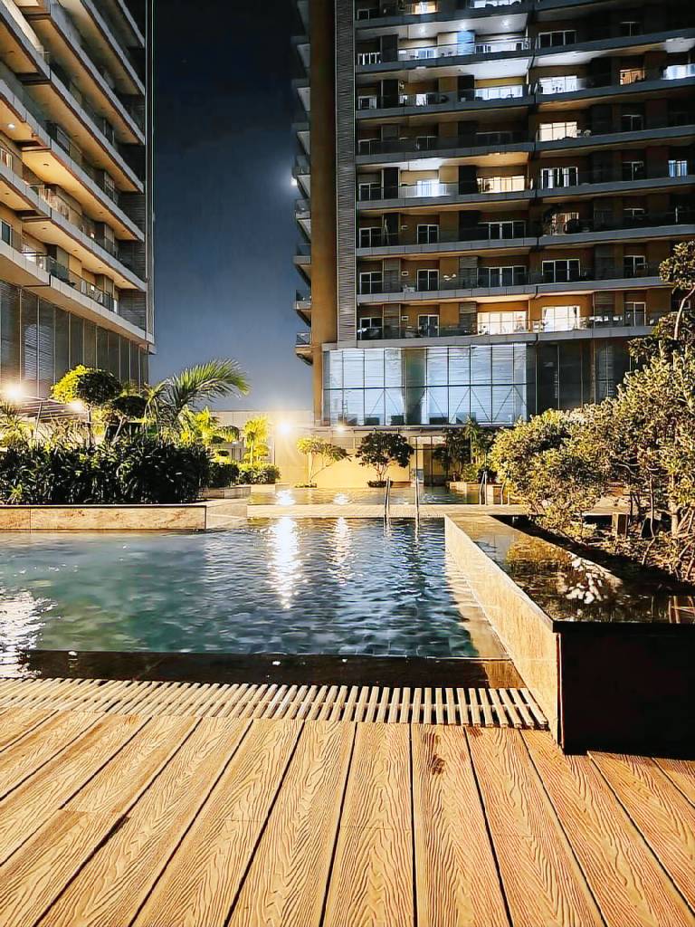 SkyView Serenity at Supernova 36th floor — photo 3
