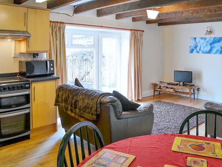 Children-friendly cottage with yard & barbeque | Dogs allowed — photo 2