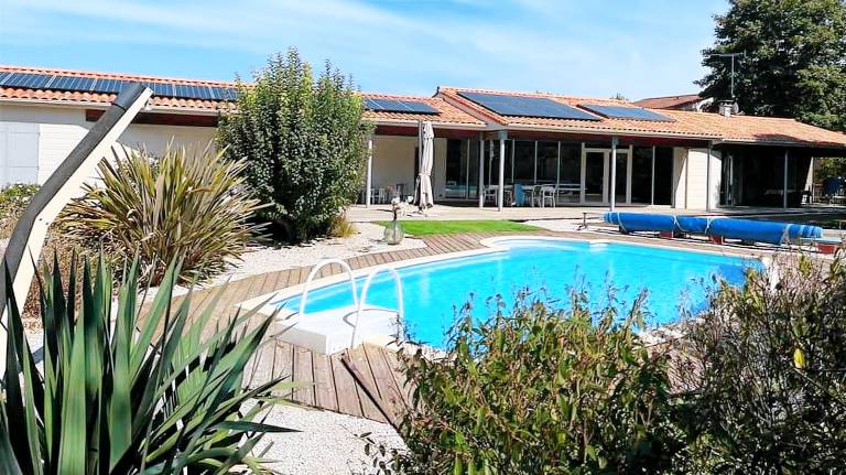 Villa Barbezieux-Saint-Hilaire