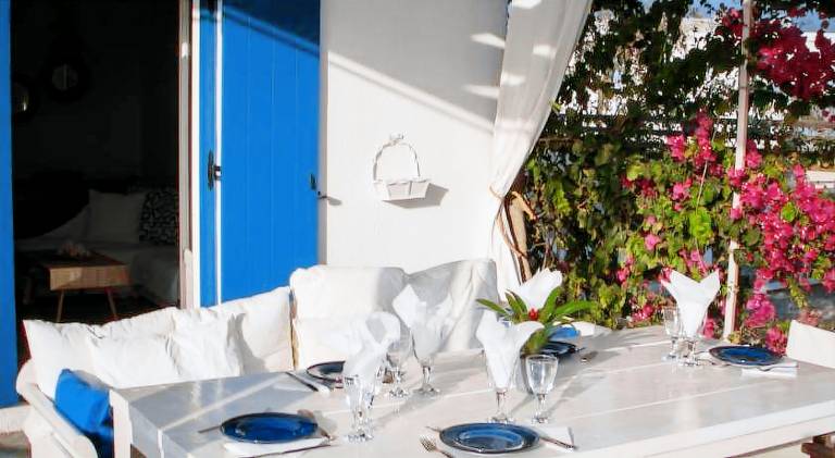 Fully equipped nice vacation home with jacuzzi, terrace & yard | Perfect for remote work | Pet-friendly — photo 3