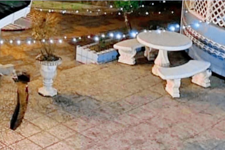 1 Bed Apartment Sleeps 2 Parking Wifi