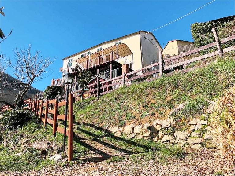 Camera privata Cozzano