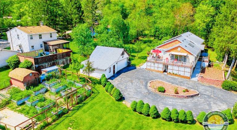 320 m&sup2; Ferienhaus