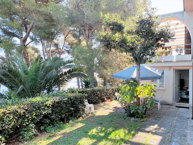 Apartment with barbecue, yard & terrace | Sea view | Pets are welcome — photo 3