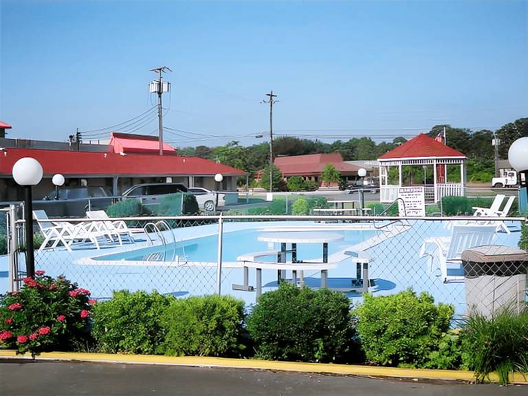 Economy Motel Inn and Suites Somers Point — photo 5
