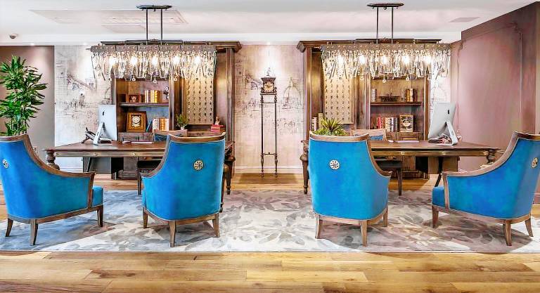The Ivey's Hotel — photo 4