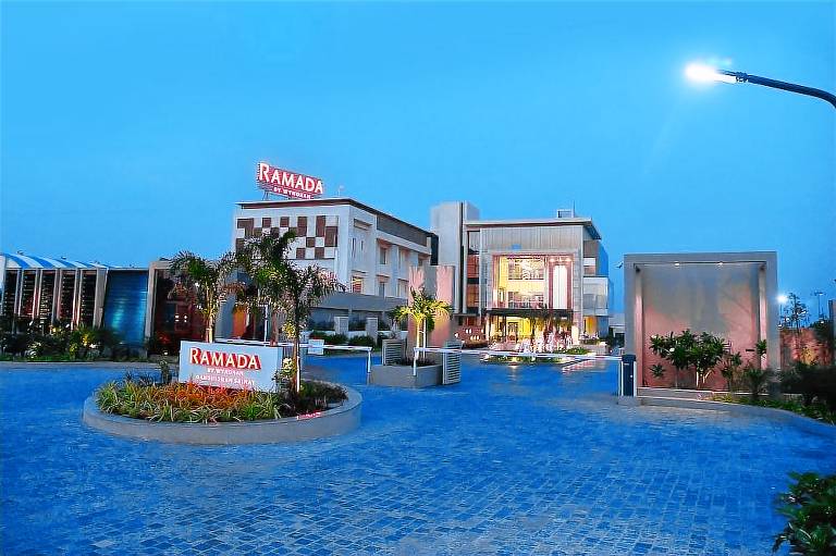 Ramada by Wyndham Gandhidham Shinay