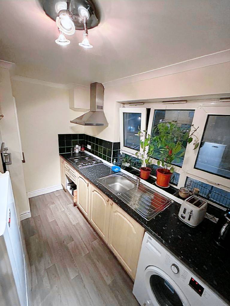 Brindley Place 3 rooms flat — photo 3