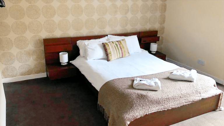 Bed & Breakfast  Stonehaven