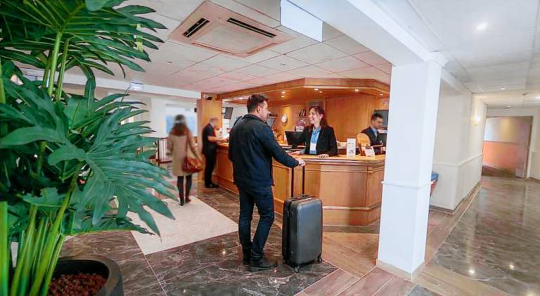 Geographotel Paris-Roissy CDG Airport — photo 3