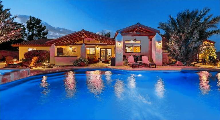 269 m&sup2; Villa