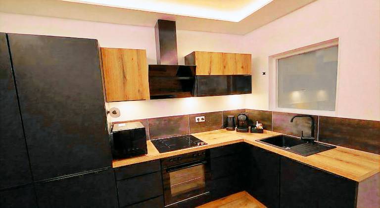 Rental apartment with jacuzzi — photo 2
