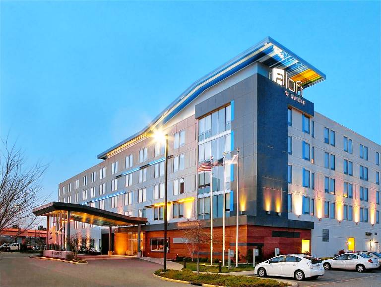 Aloft Chesapeake