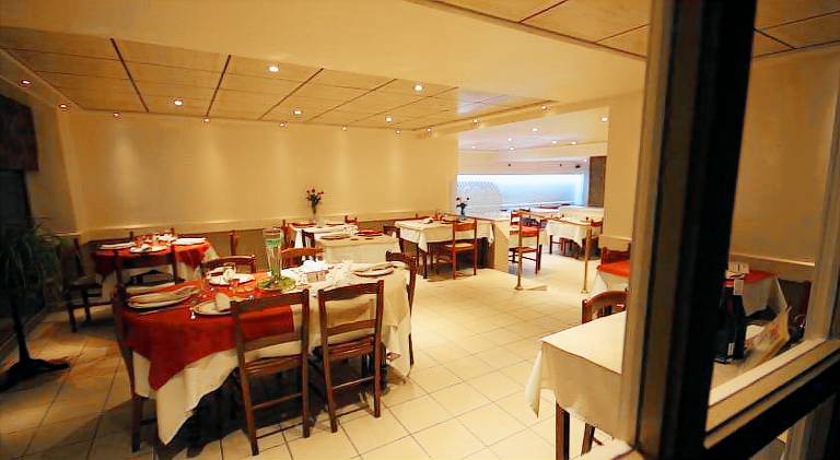 Logis Hotel L'ange Couronne — photo 2