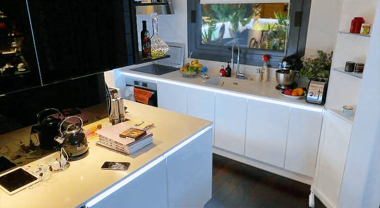 Family-friendly charming apartment with hot tub, barbeque & yard | Next to Sacré-Cœur | Pets are welcome — photo 5