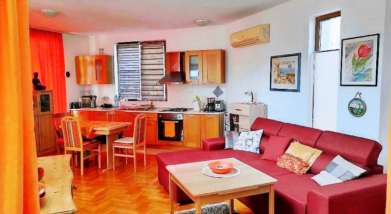 Nice villa with BBQ, private pool & terrace | Pets allowed — photo 2