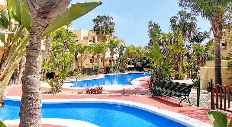 Beautiful rental apartment with pool | Pets are welcome — photo 2