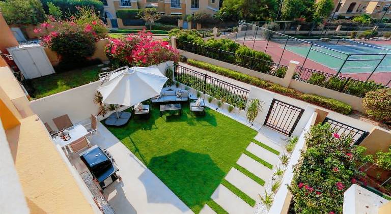 Luxury Villa in Ranches 1, on Pool and Park — photo 4