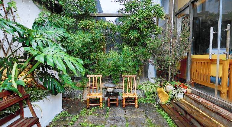 Dali Buxianshan Guesthouse-in Dali ancient city, free coffee, english speaking employee in Dali