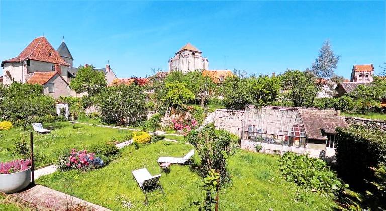 Le Jardin des Lys - Chambre d'hote ou Appartement in Chatellerault