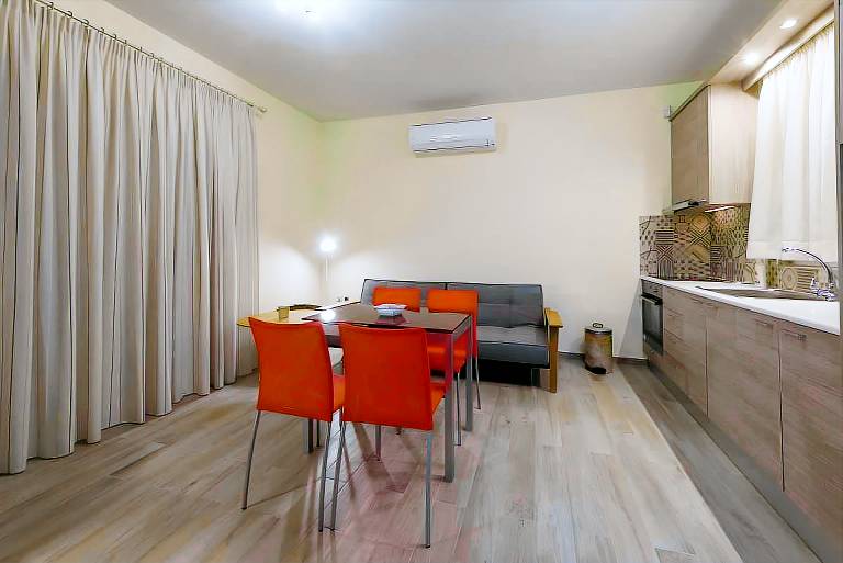Estia, Stylish Villa, A Step To The Sandy Beach — photo 3