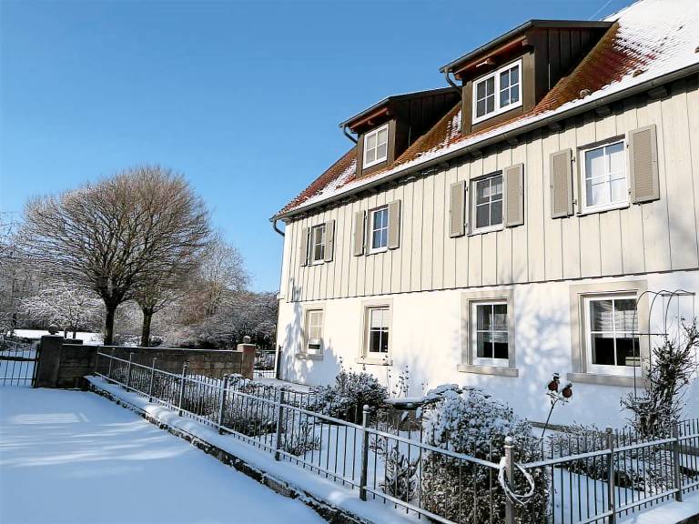 Family-friendly spacious vacation home with barbeque, terrace & garden | Pet-friendly — photo 2