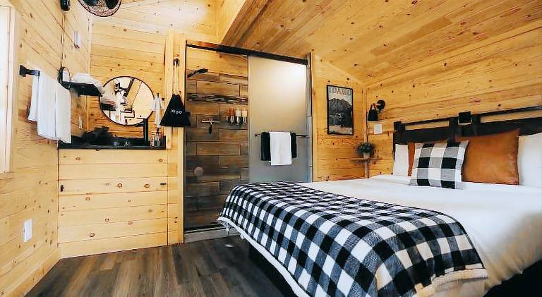 Blue Buffalo Resort — photo 2