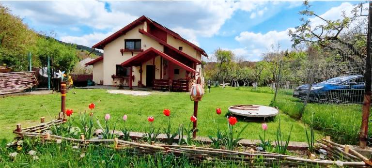 House  Brăduleț