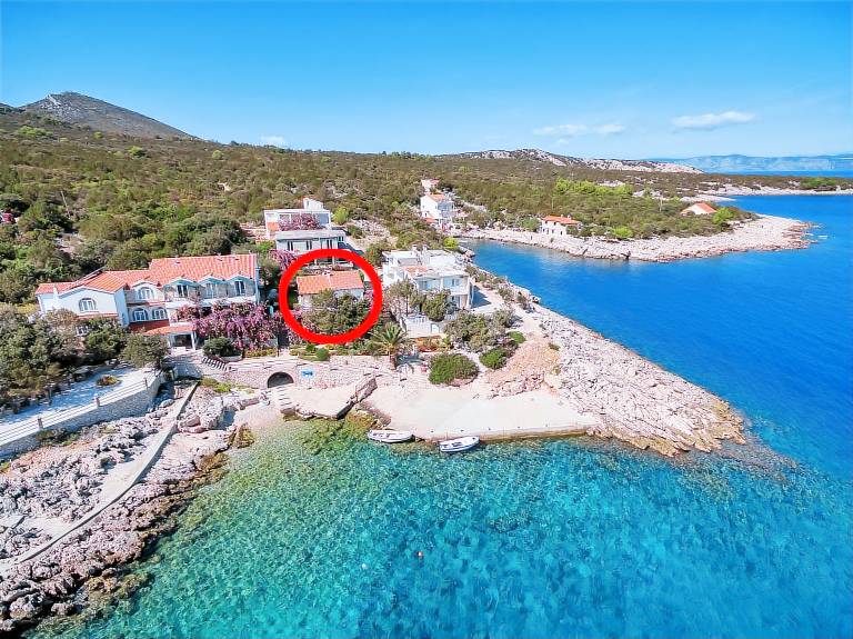 Studio apartman Pokrivenik