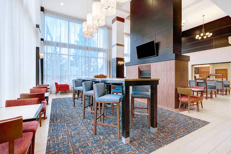Hampton Inn & Suites Seattle/Federal Way — photo 3