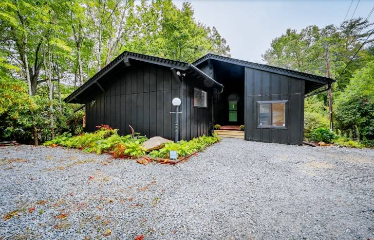 Cabin Linville