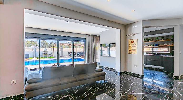 NEAR BY THE LAND OF LEGENDs, 40 M2 PRIVATE POOL VILLA BATIATUS — photo 3