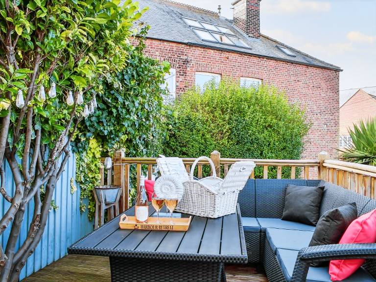 Cottage with garden | River view — photo 2