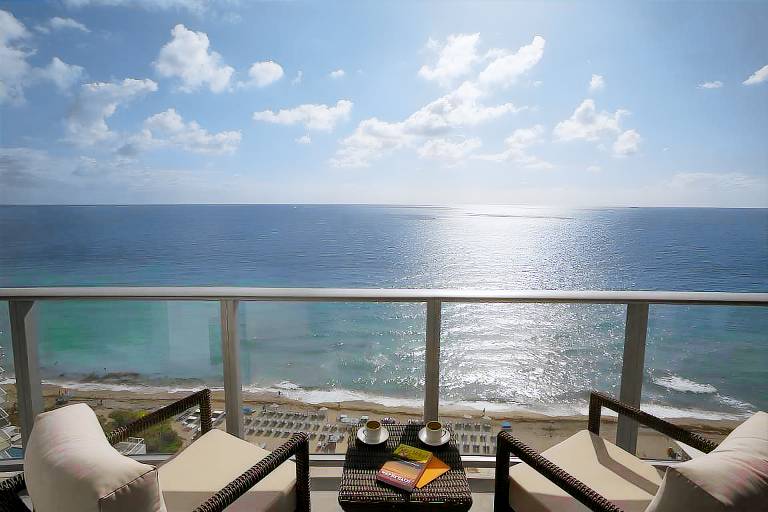Lyfe Resort & Residences in Aventura, FL
