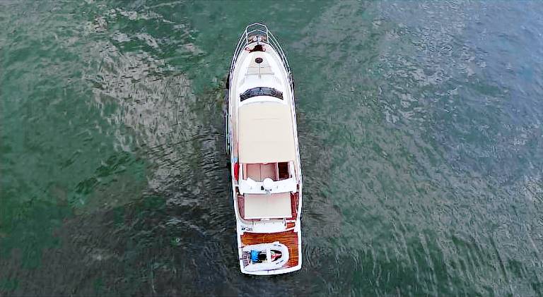 Beautiful boat with jacuzzi | Dogs allowed — photo 5