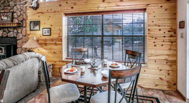 House with BBQ & patio — photo 5