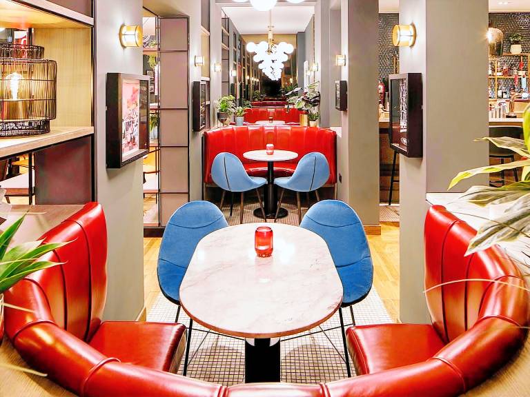 Ibis Styles Edinburgh St Andrew Square — photo 5
